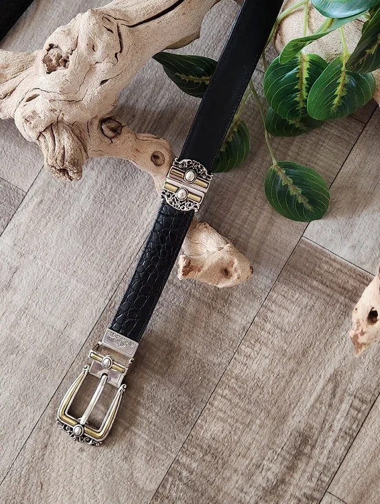 Brighton Reversible Black Leather Belt with Two-Toned Hardware - Picture 3 of 16